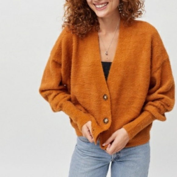 Urban Outfitters Sweaters - Urban Outfitters Thea Cardigan